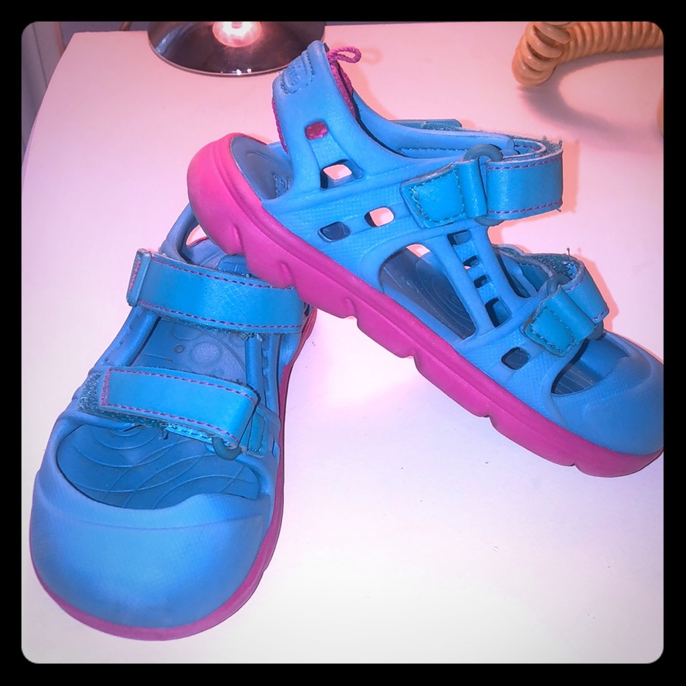 Made to play waterproof shoes